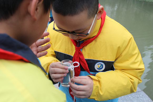 学生动手测水质 争当护河"小卫士" - 上城新闻网